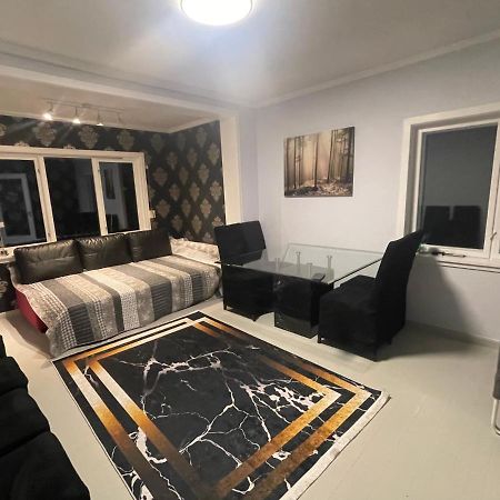 Ledig Rom,Hus,Hostel Til Utleie 7 Km Fra Oslo Exterior foto